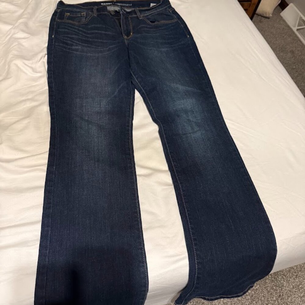 Old Navy mid rise boot cut jeans
